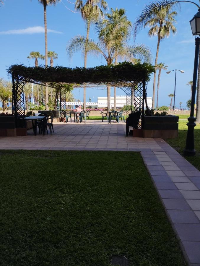 Edificio El Remo Vistas Al Mar Sun&Beach Торемолинос Екстериор снимка